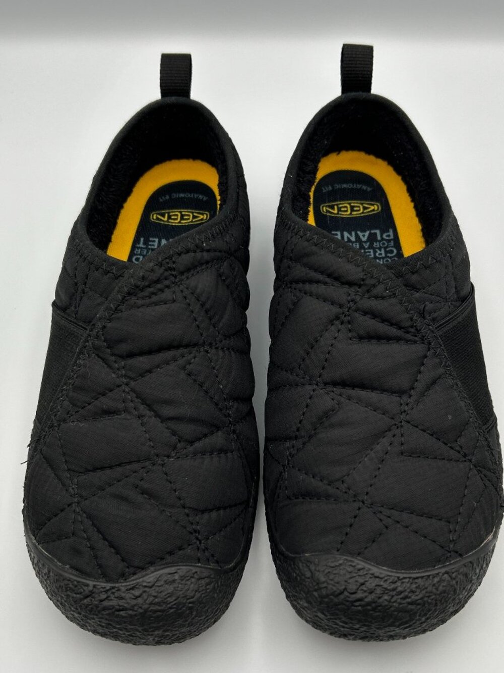 KEEN Howser Slippers Womens Size 8 Black Slip On Rubber Sole Indoor Outdoor